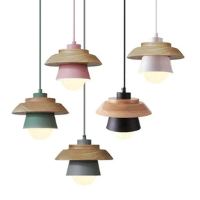 Lampe lumineuse en bois nordique