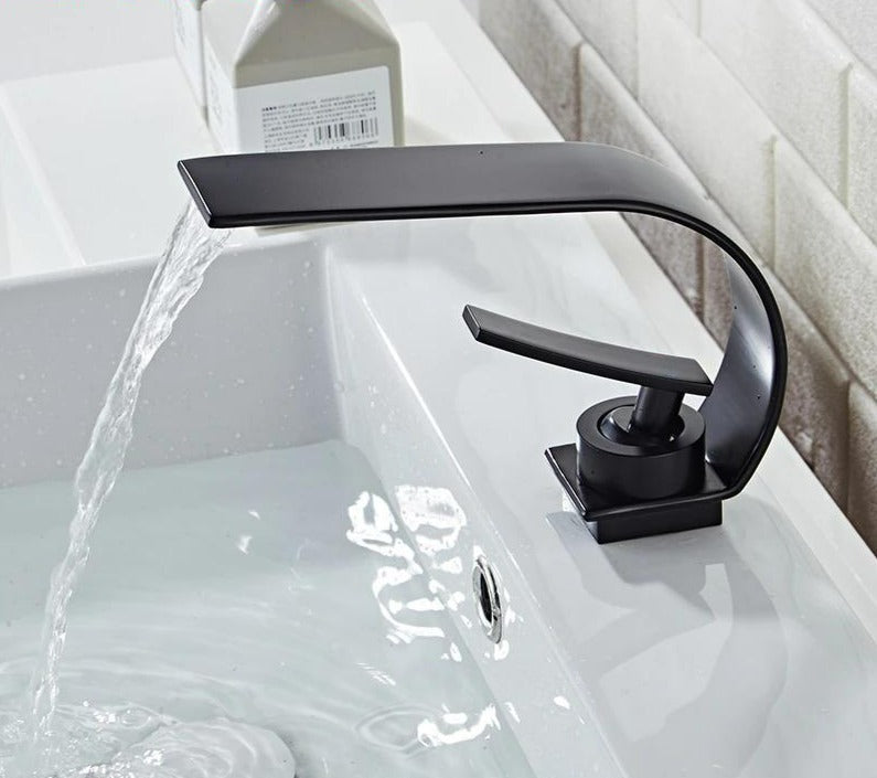 Eleganter Slim-Wasserhahn – Modernes Design