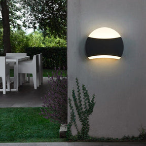 Modern outdoor wall light IP65