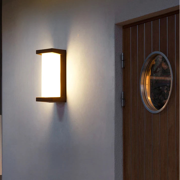 Moderne wasserdichte LED-Außenwandleuchte