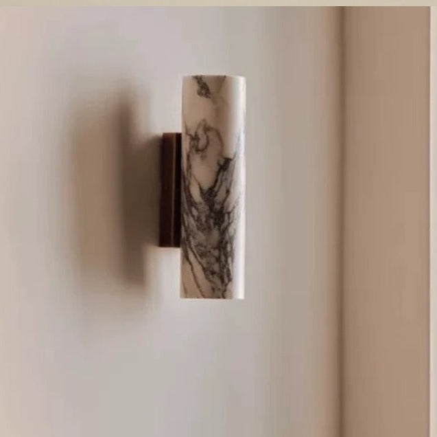 Wandleuchte aus Messing, Calacatta-Marmor