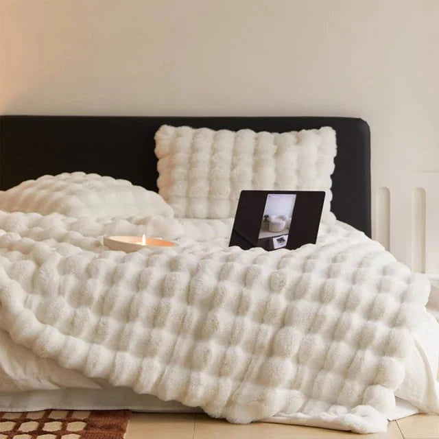 Kaninchenfell-Imitat Decke – Flauschig und Warm-Aster Selection