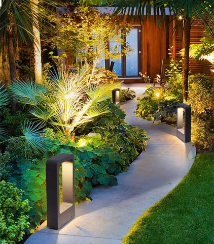 Stilvolle Aluminium-Gartenstehlampe