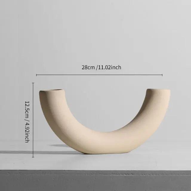 Elegante Keramikvase im minimalistischen Design