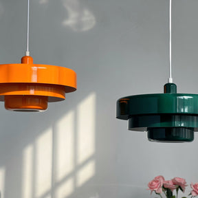 Pendelleuchte im Bauhaus-Stil