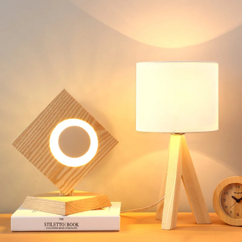 WoodEssence – Lampe de table moderne en bois