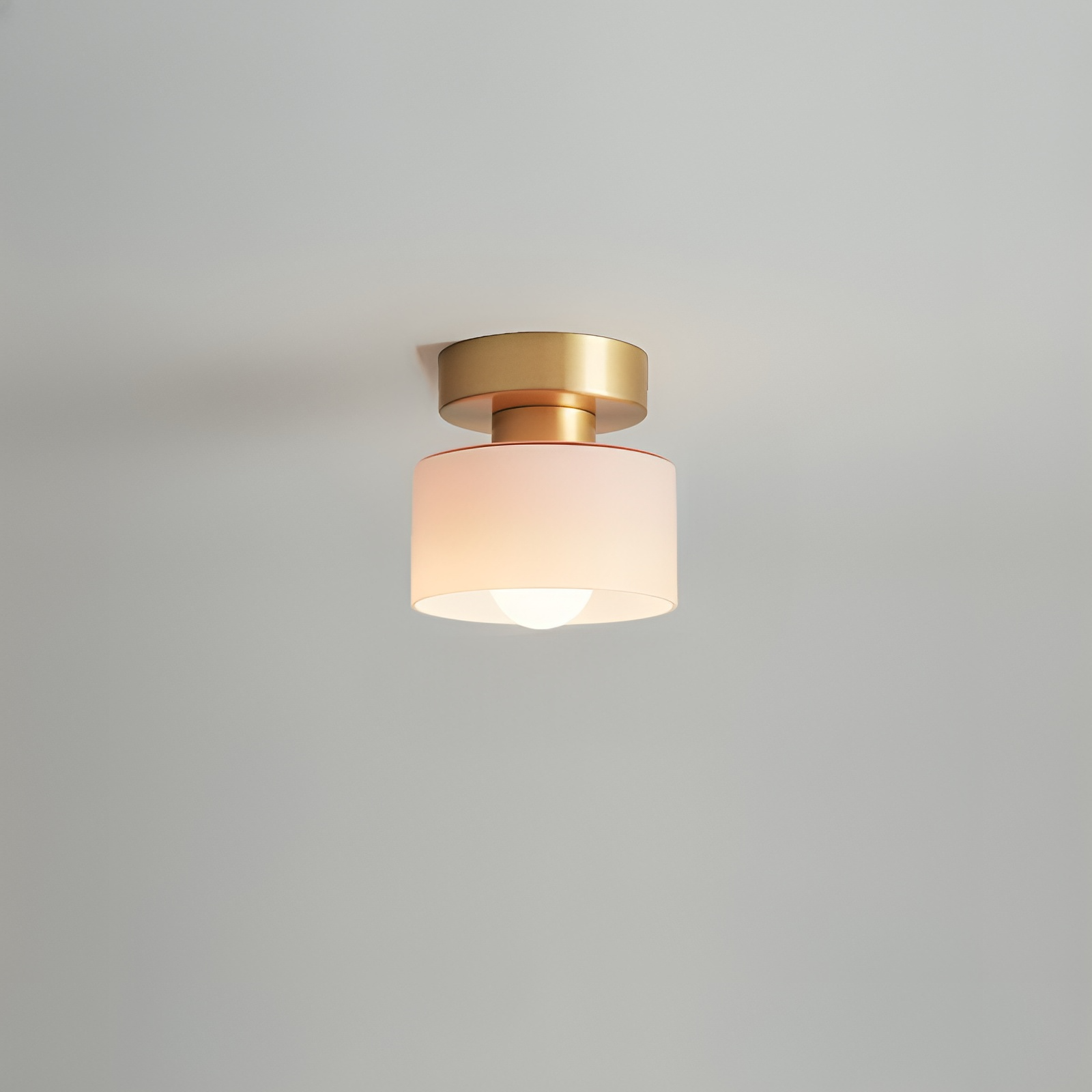 bauhaus deckenspot modern minimalistisch deckenleuchte warmes licht schlafzimmer