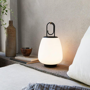 Portable LED table lamp for flexible ambience