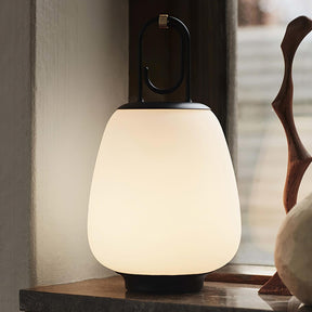 Portable LED table lamp for flexible ambience