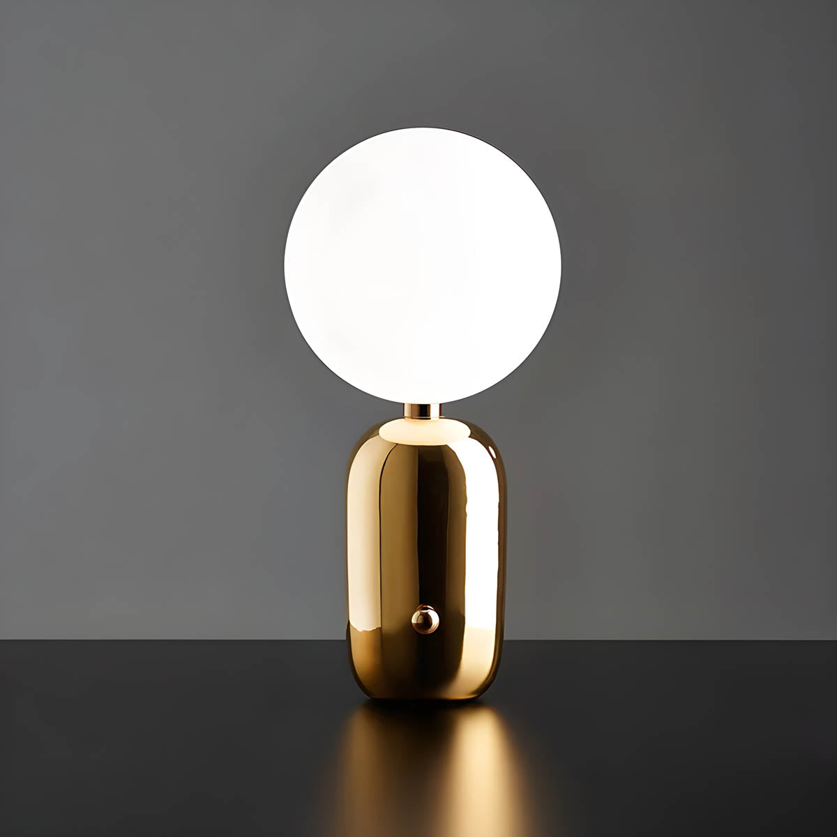 Minimalistische Tischlampe für stilvolles Interieur