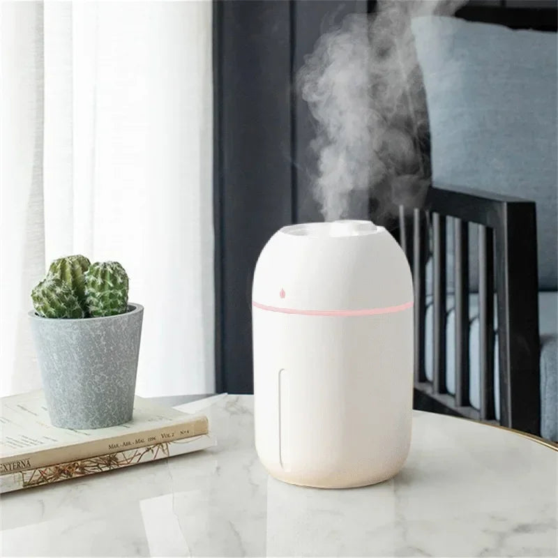 Mini aroma diffuser with USB connection – quiet, portable &amp; effective