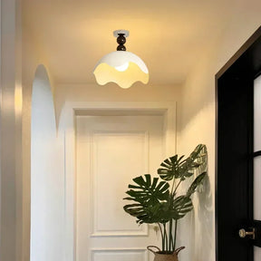 Designer-Hängelampe mit Lichtkugeln