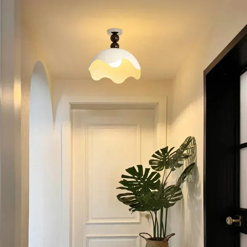 Designer-Hängelampe mit Lichtkugeln