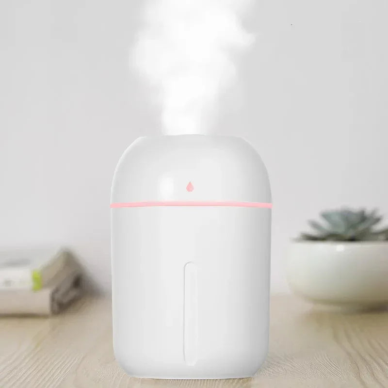 Mini aroma diffuser with USB connection – quiet, portable &amp; effective