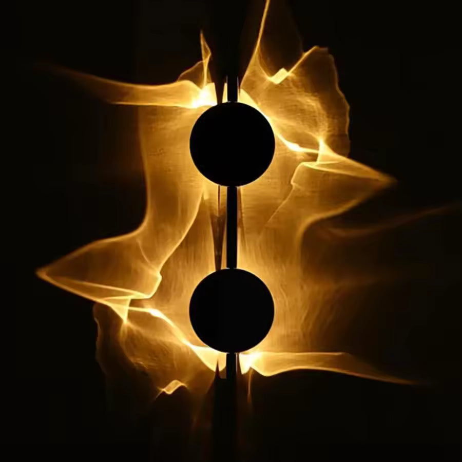 Auralis Moderne Wellen-Wandleuchte aus Aluminium und Edelstahl