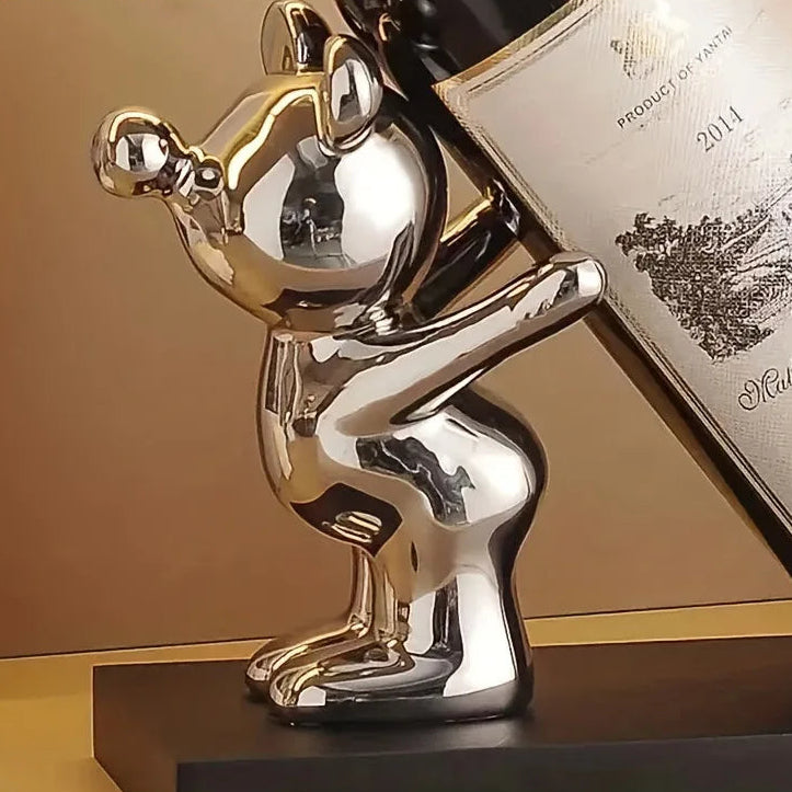 Weinflaschenhalter aus Keramikfigur