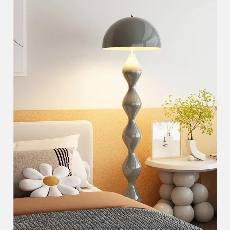 Moderne Pilz-Stehlampe