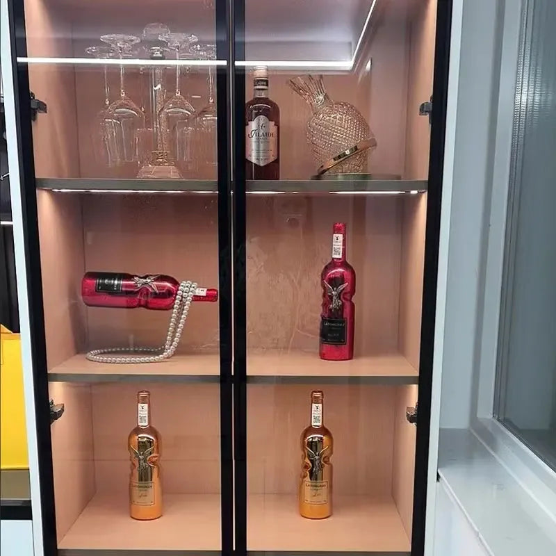 Weinflaschenhalter aus Metall und Harz, inspiriert von einer Perlenkette