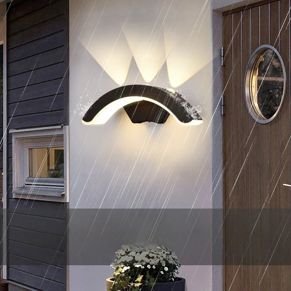 Aufwärts und Abwärts gerichtete LED-Außenwandleuchte