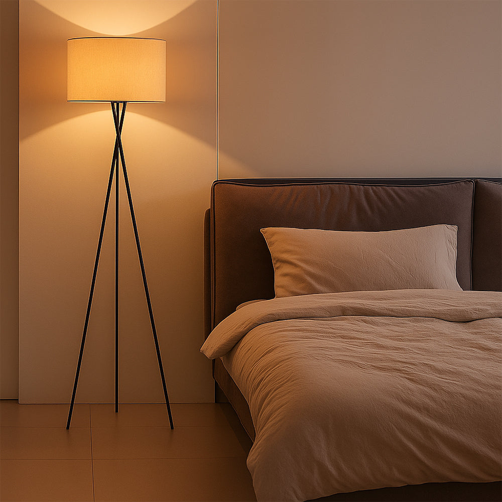 Elegante Stoff Stehlampe Modern