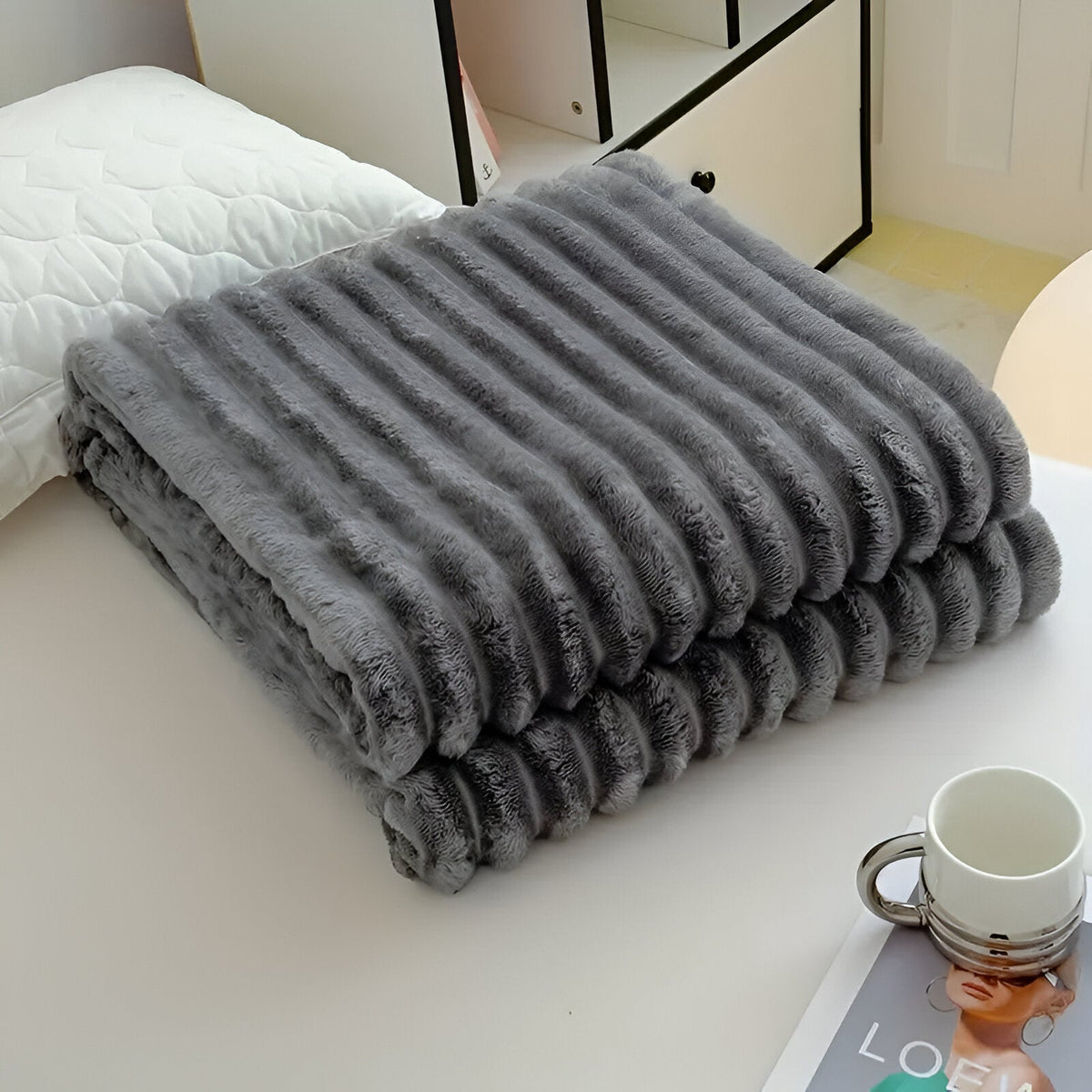 Luxurious fleece blanket