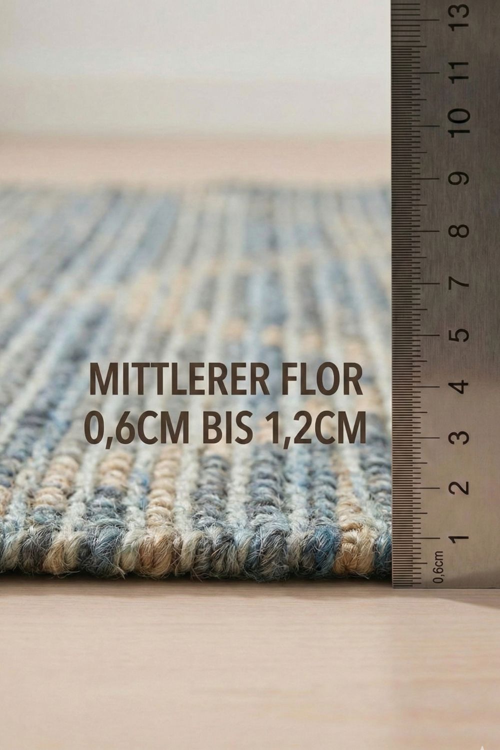 Teppich Wohnzimmer 200x300 in Blau aus Wolle Jute Baumwolle mit geometrischem Muster als moderner handgewebter Naturteppich