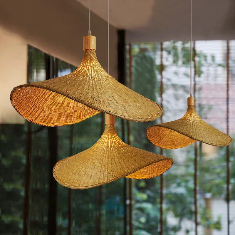 Lampe suspendue Bamboohaven en maille de bambou