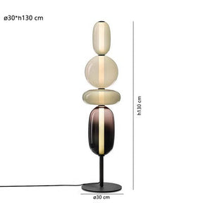 Designer-Stehlampe mit Farbdetails