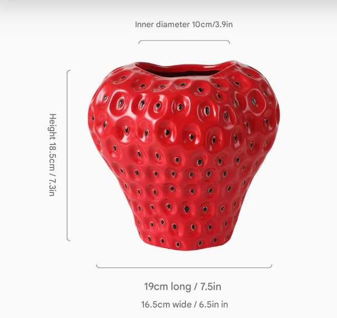 Erdbeer-Deko Vase aus Keramik – Perfekt für Blumen & Tischdeko