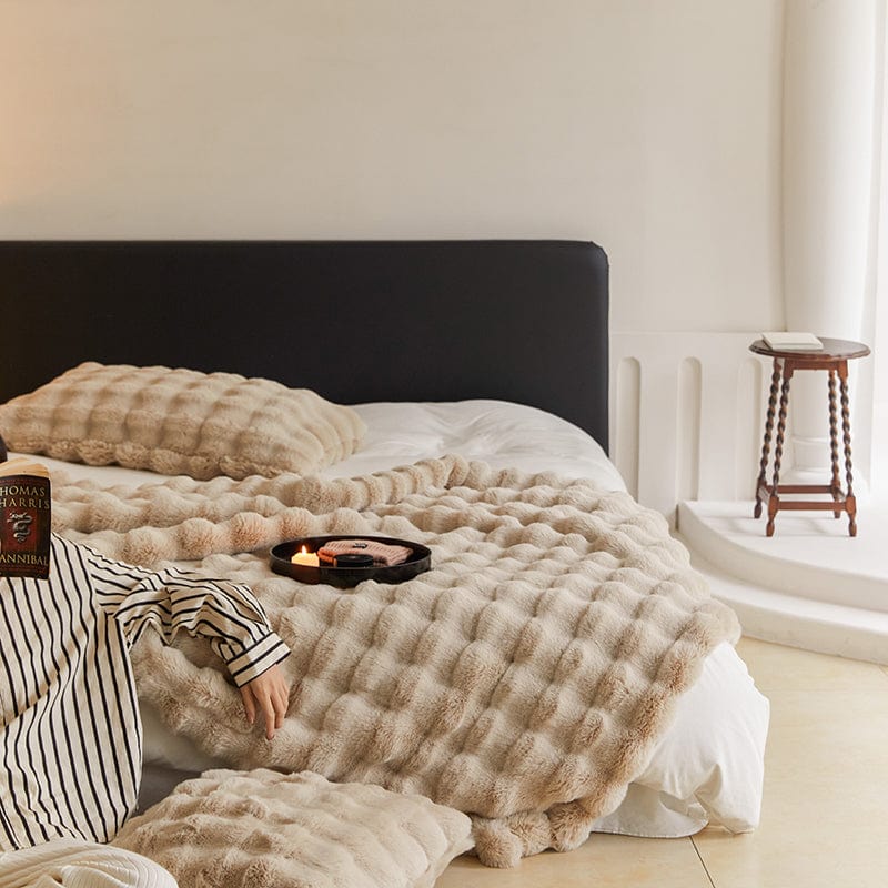 Kaninchenfell-Imitat Decke – Flauschig und Warm-Aster Selection