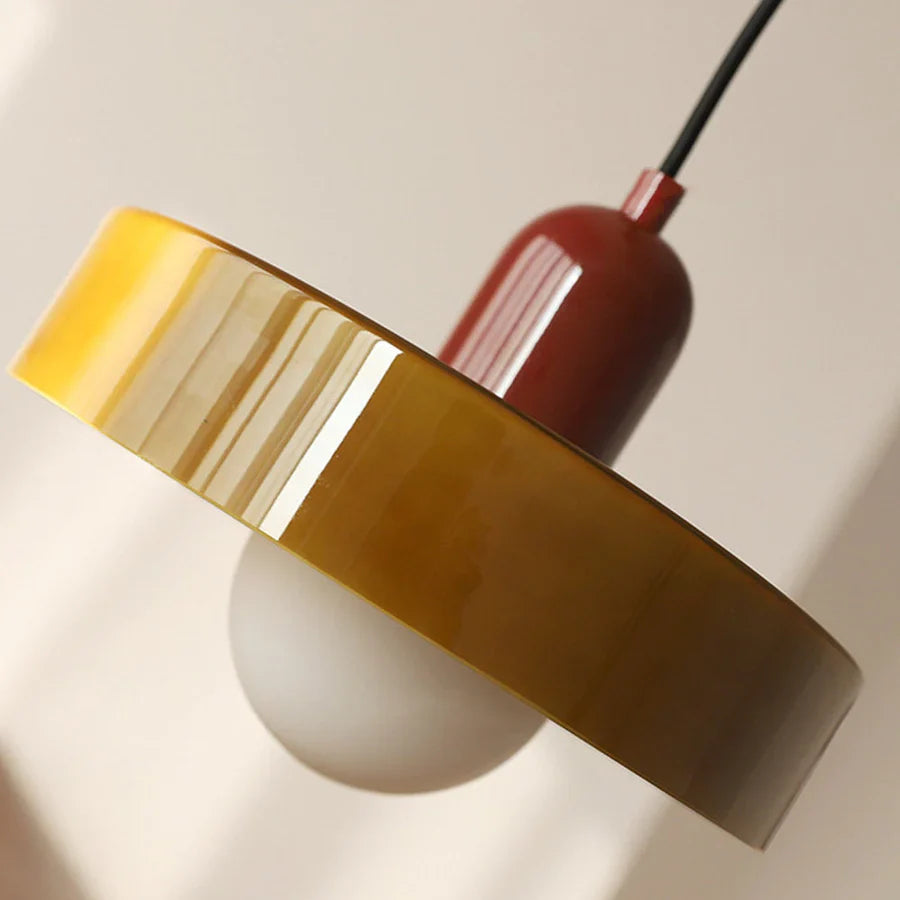 Transparante hanglamp in Scandinavische stijl