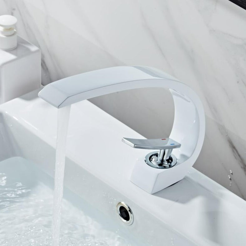 Moderner Badezimmer-Wasserhahn – Stilvoll & Funktional-Aster Selection