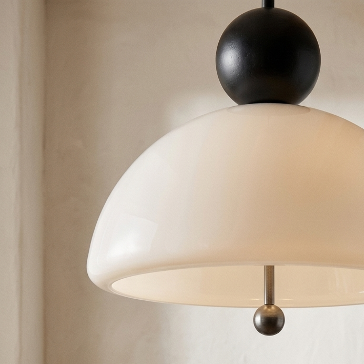 Avanora Bauhaus Opalglas Pendelleuchte