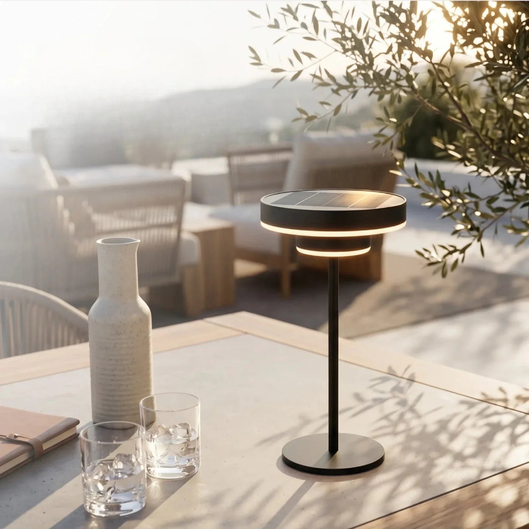 Lissera Minimalistisch Metall Solar-Tischleuchte