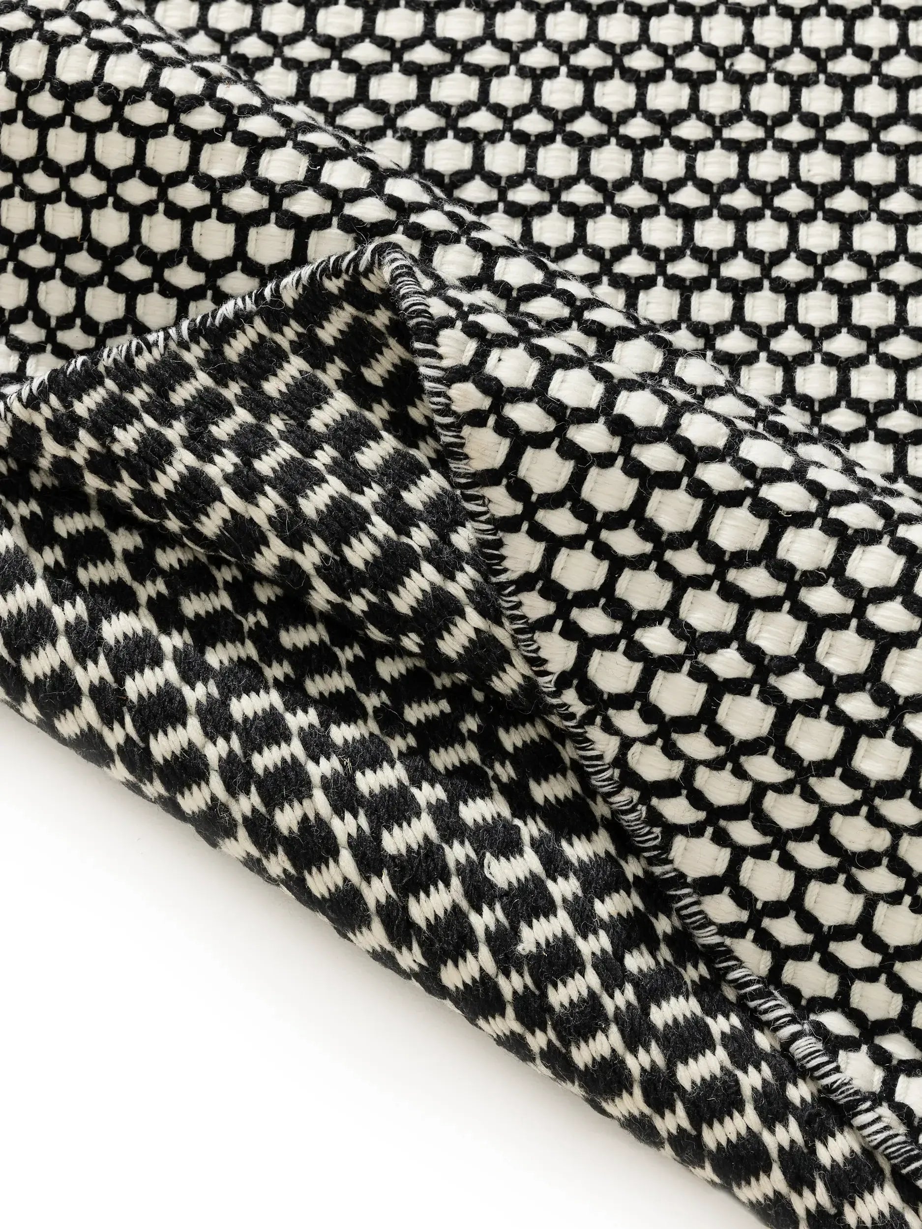 Wollteppich 200x300 für Wohnzimmer und Schlafzimmer auch rund 200 cm groß