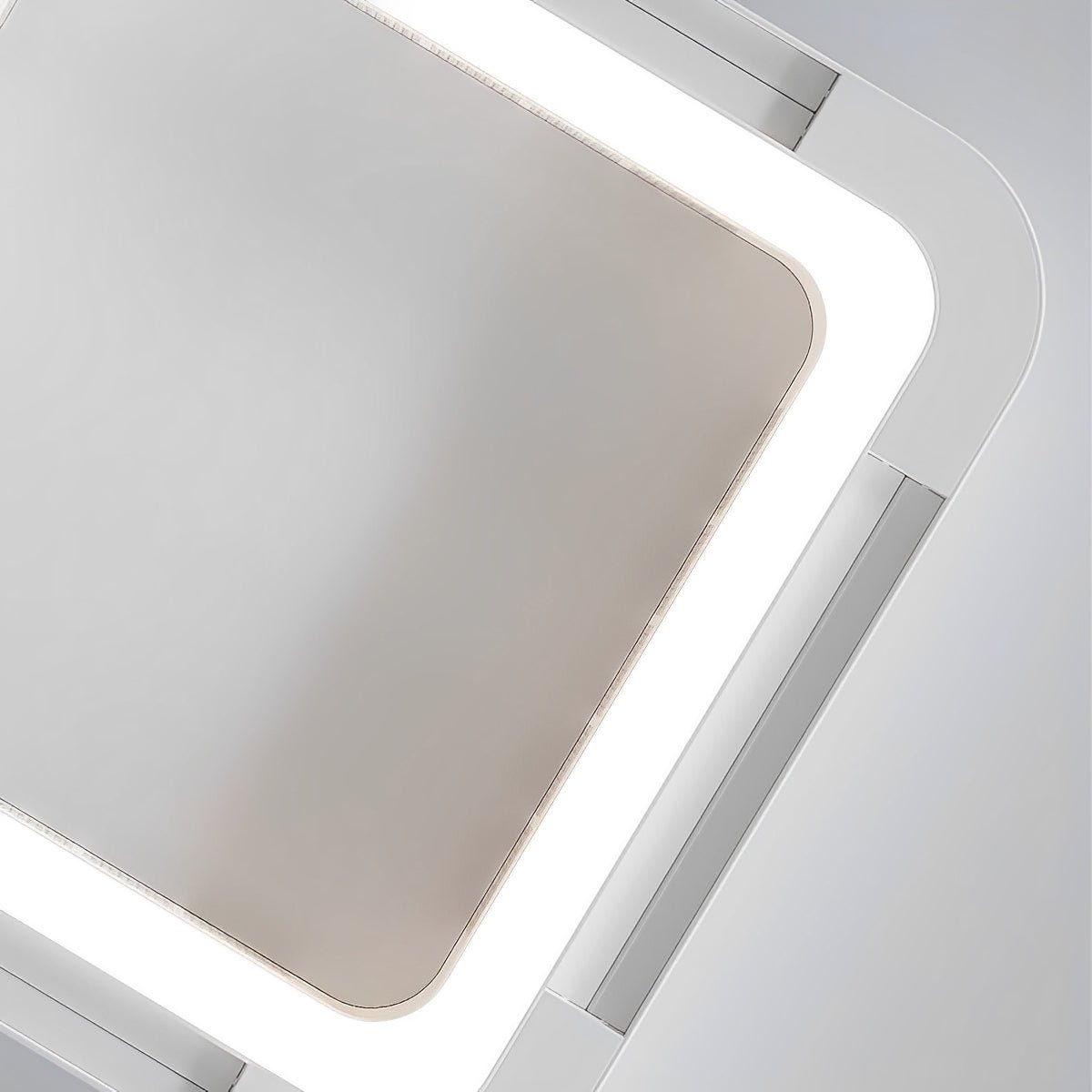 Moderner LED-Deckenventilator ohne Flügel mit Beleuchtung