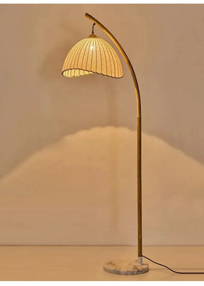 Vintage Bambus-Stehlampe – Retro-Design mit warmem Licht