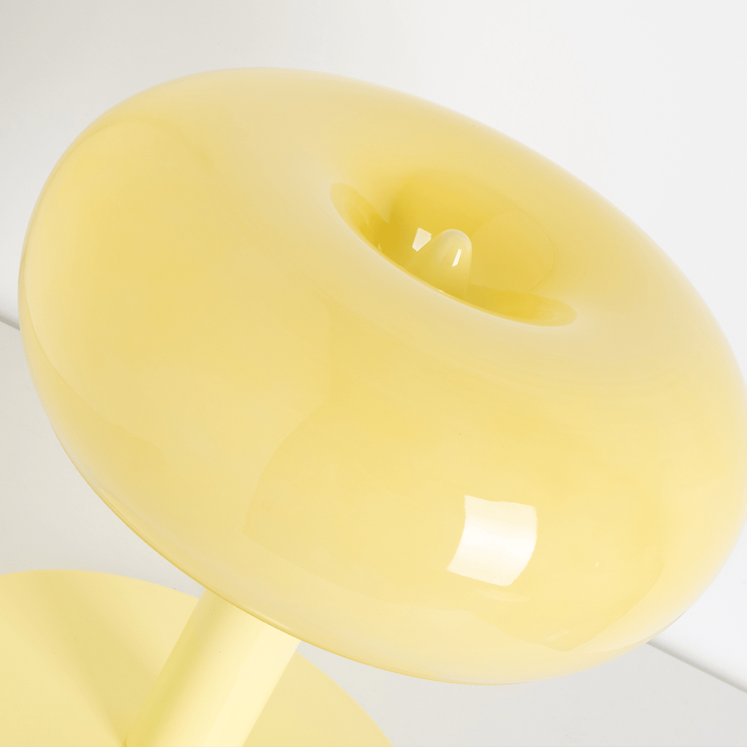 Bauhaus-Tischleuchte aus Glas